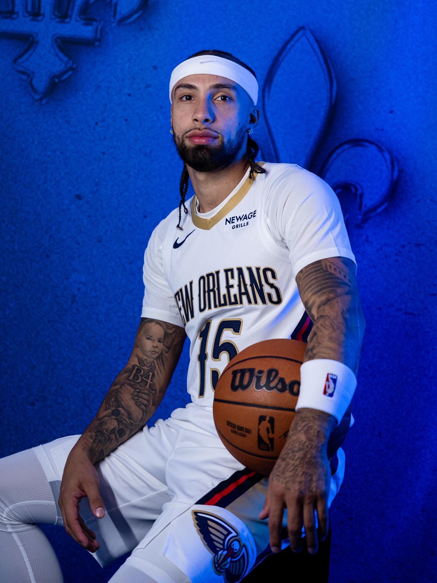 阿尔瓦拉多, div