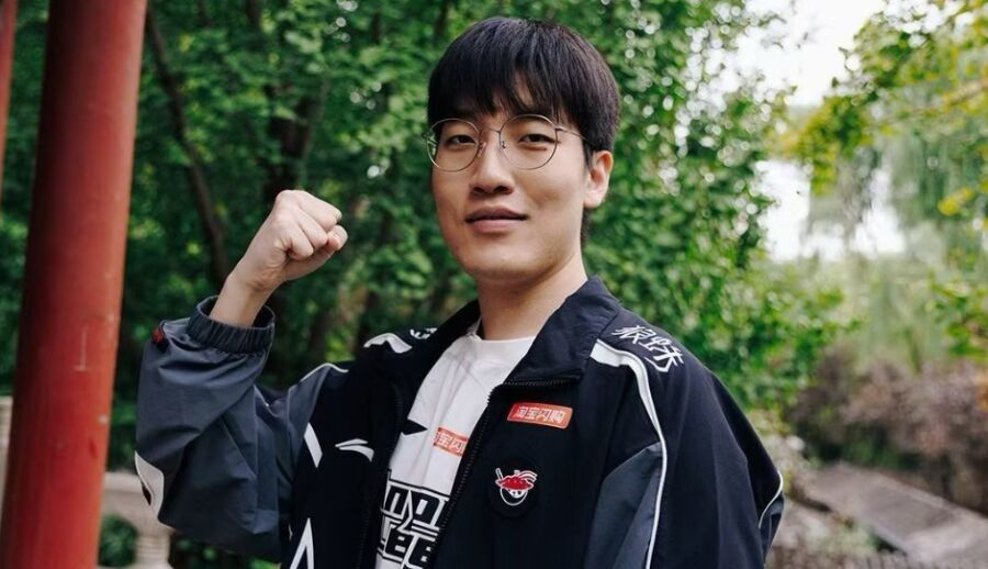 e一个人在, AL晋级八, 队伍 e一个人在, AL晋级八, 队伍