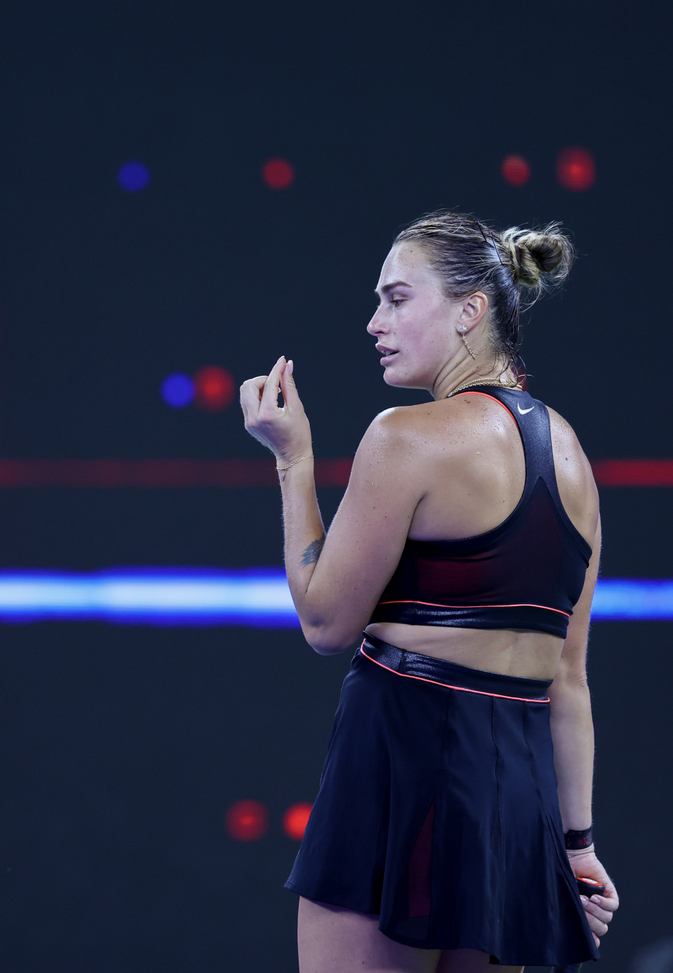 QE, 新华社记者, com QE, 新华社记者, com